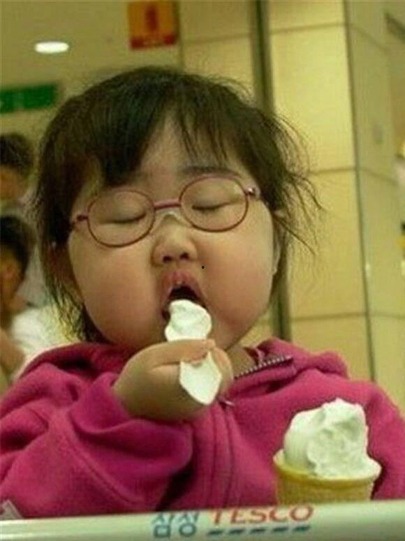 网红吃瓜胖子图片搞笑视频,肥宅吃瓜大作战，笑料百出！